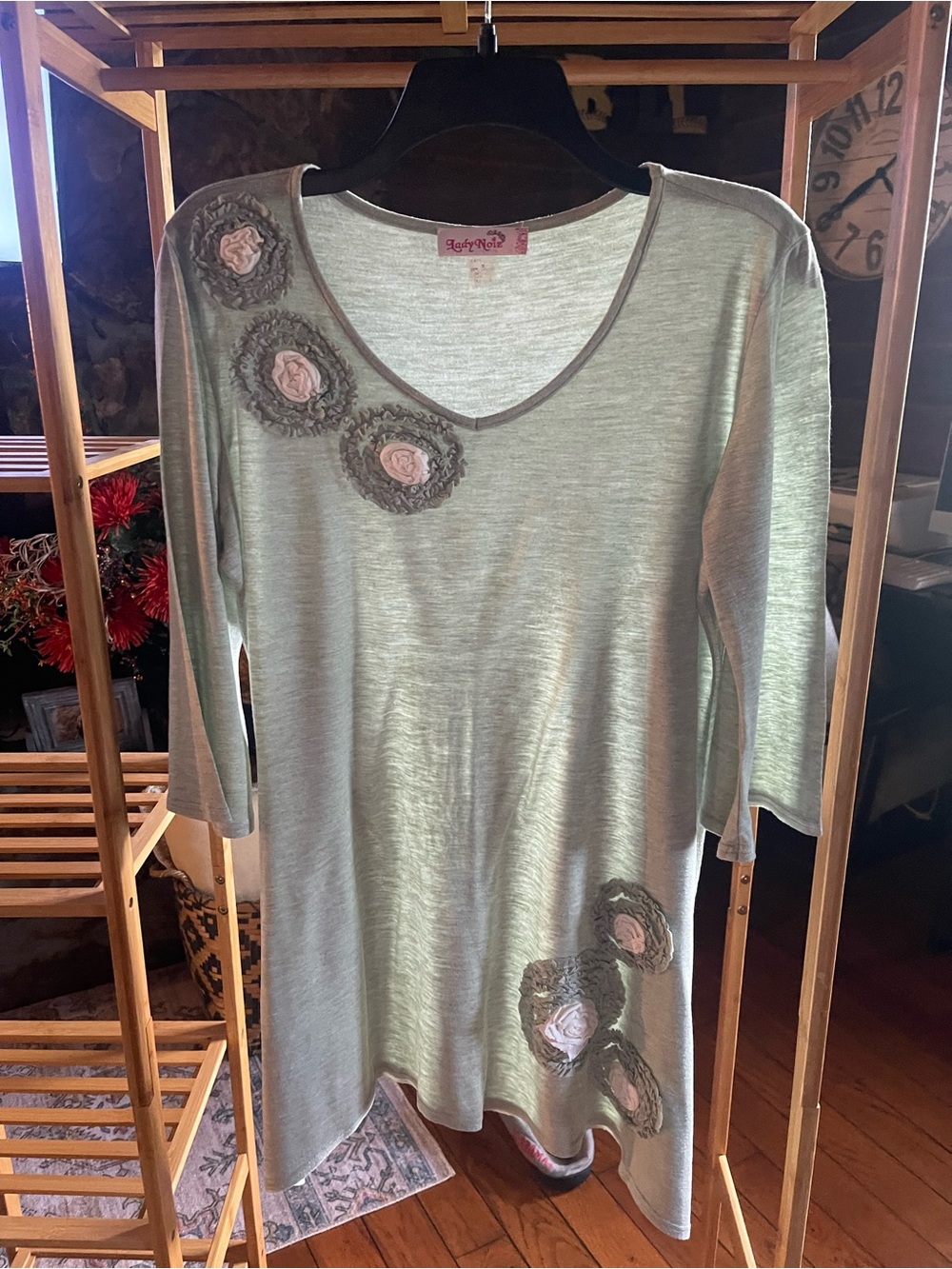 Lady Noiz Light Mint Green V-Neck Tunic with Pink Floral Appliqués